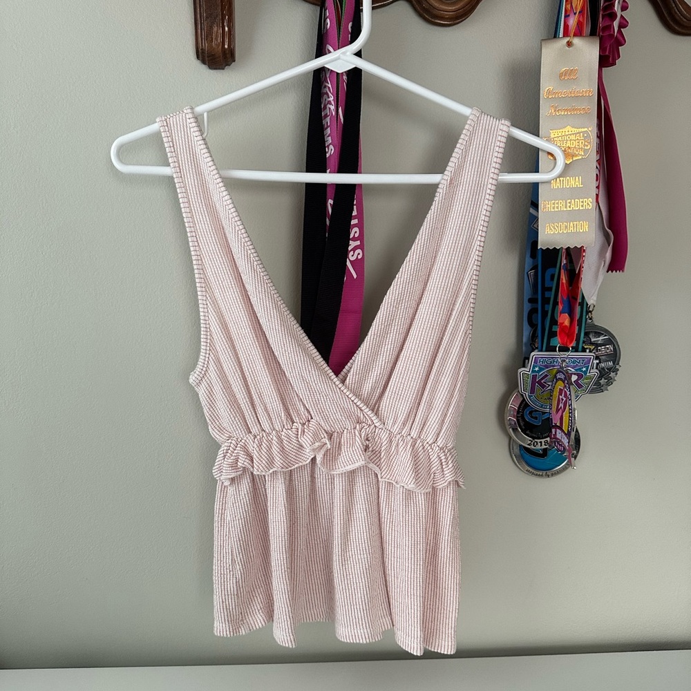 Caution to the wind tjmaxx brand, size small